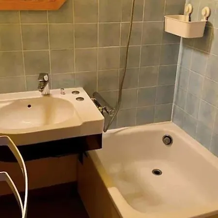 Appartement 4 Pers, Sud, à 300m Des Pistes, Parking - Fr-1-733-177 *